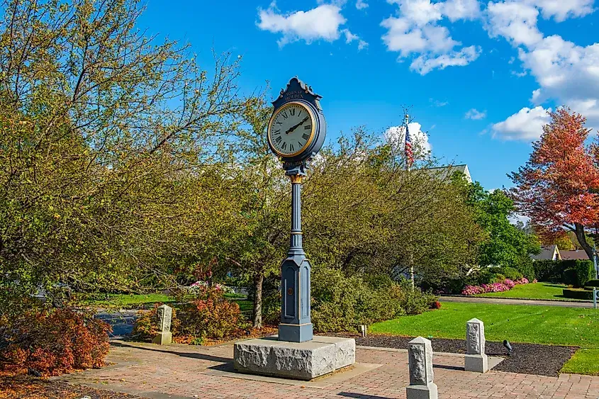 12 Safest Towns In Massachusetts For Senior Living - WorldAtlas