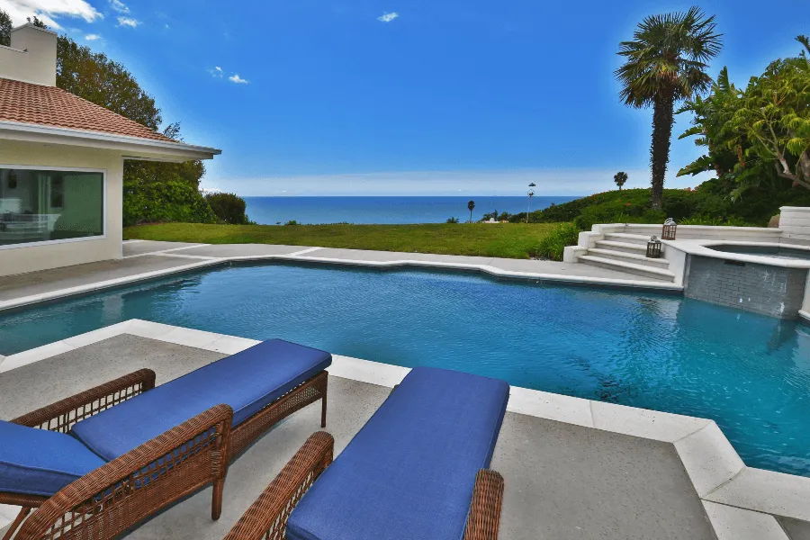 Chic Malibu beachfront residence harmonizes modern elegance with coastal serenity
