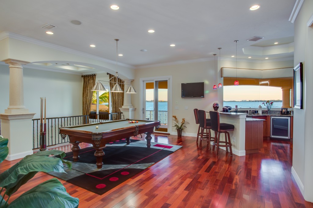 1524 Caribbean Drive