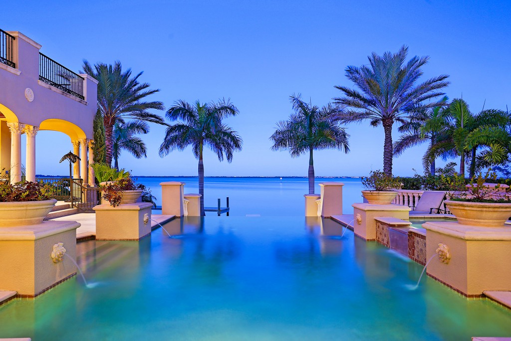 Villa de Como, a Longboat Key home for sale. 
