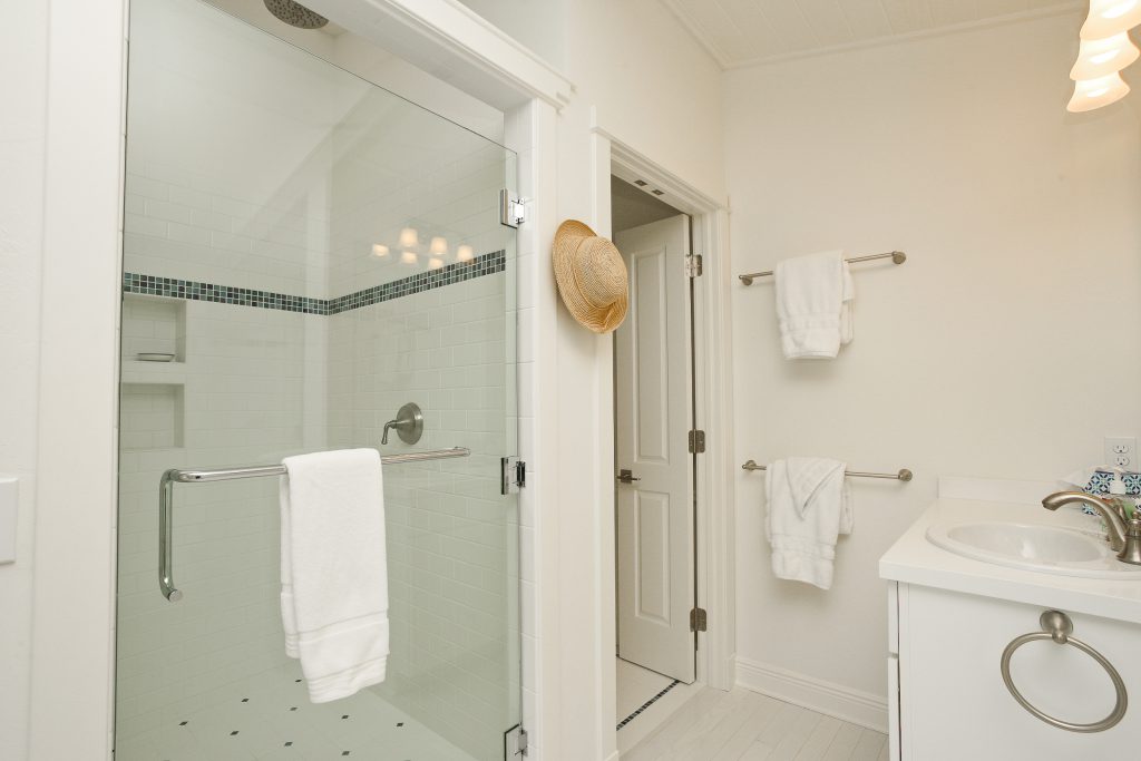 You can't go wrong with fluffy towels. | 1160 11th Street East, Boca Grande, FL 