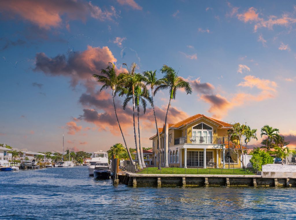 Home in Florida on the water