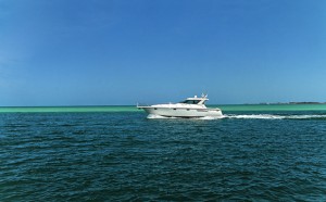 Boat on Water_9000-112