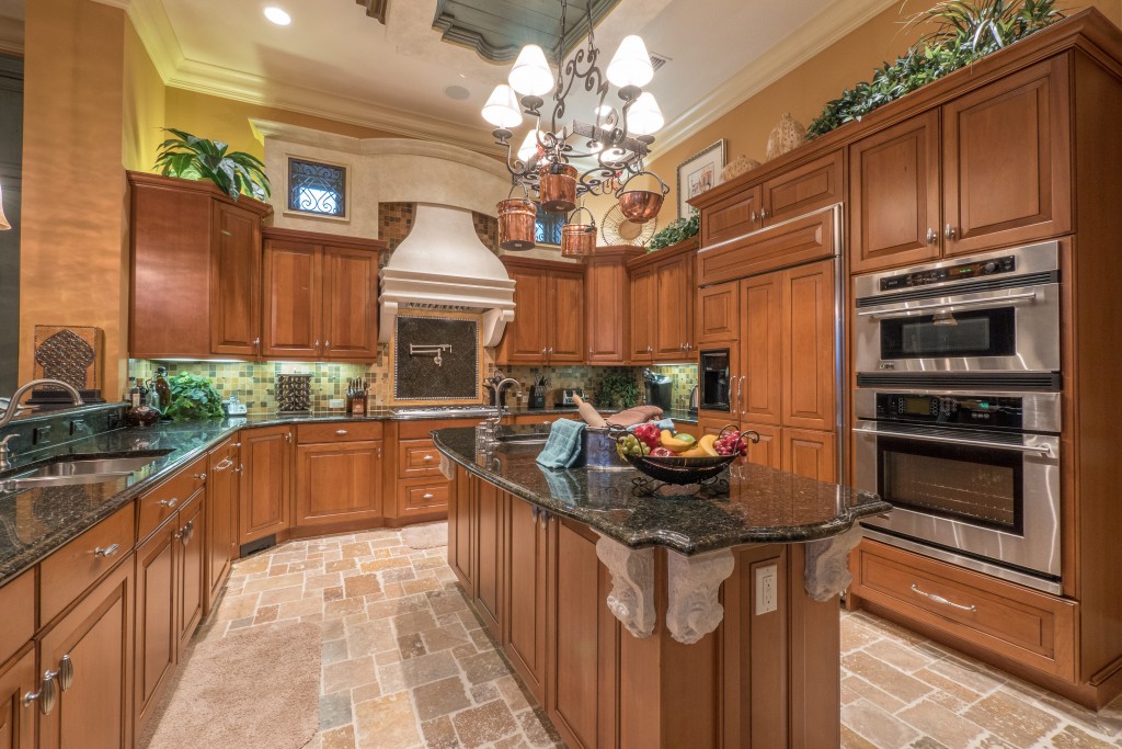 House 3 701 Riviera Dunes Way Palmetto-print-023-16-022-4200x2800-300dpi