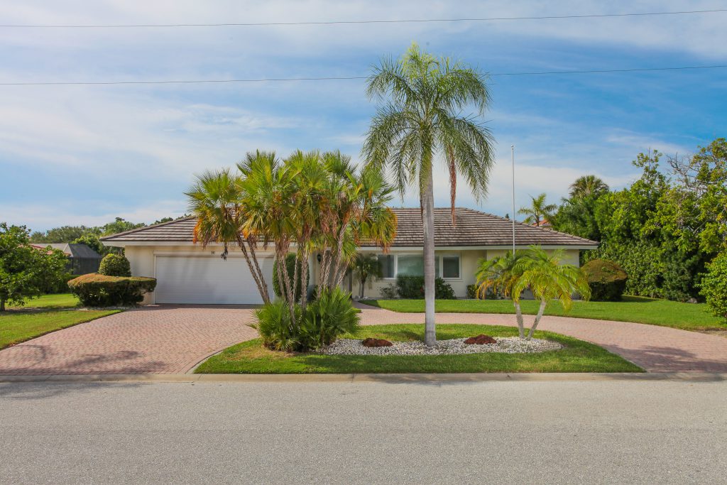 541 Golf Links Lane
