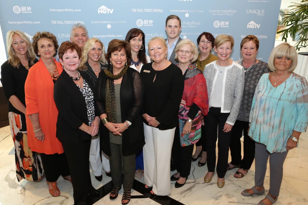 A crew of the MSC agents who attended the LeadingRE conference at the Fontainebleau.