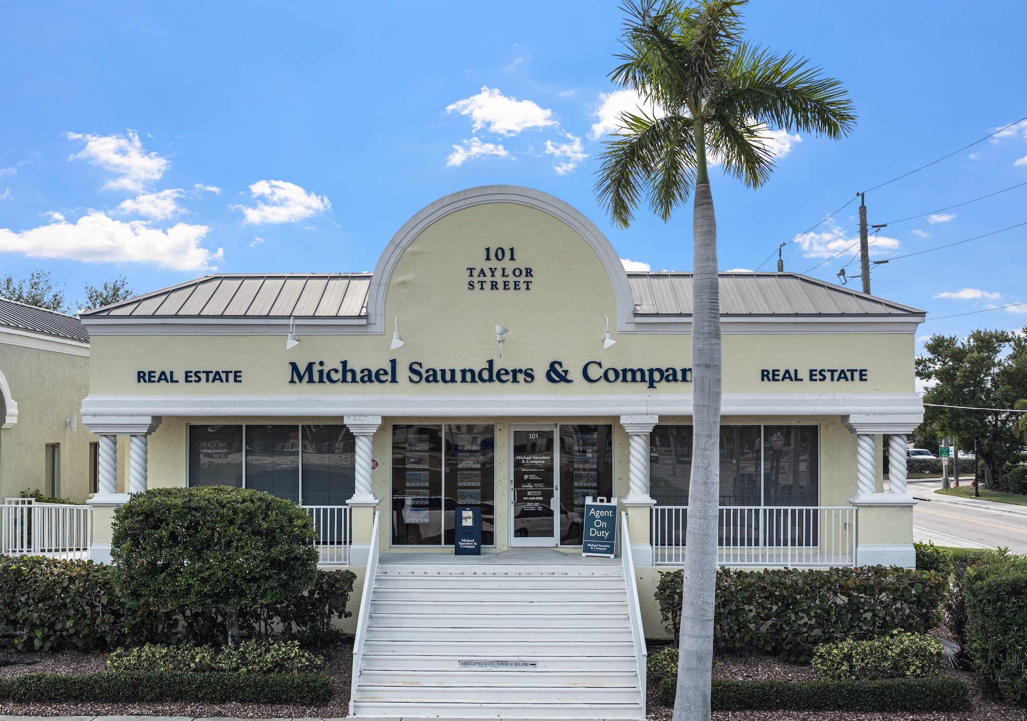 Michael Saunders Office