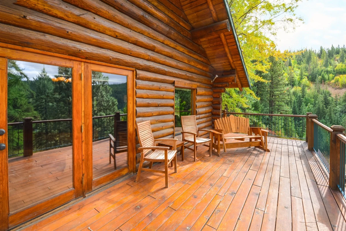 Mountain cabin in forest setting, rustic and peaceful