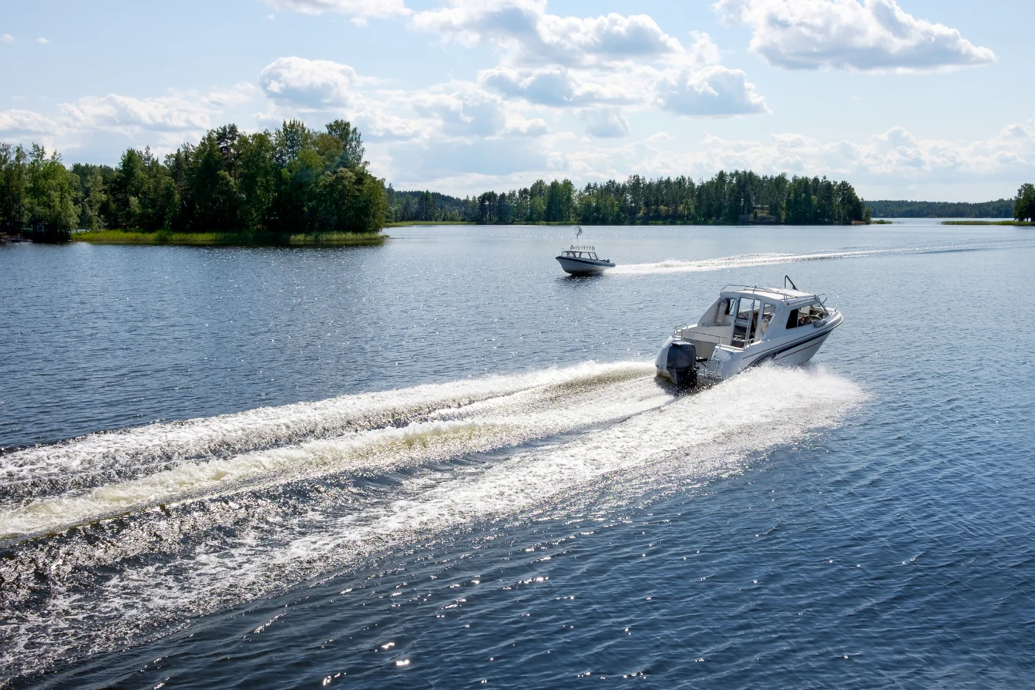Boating on Keoka Lake in Waterford