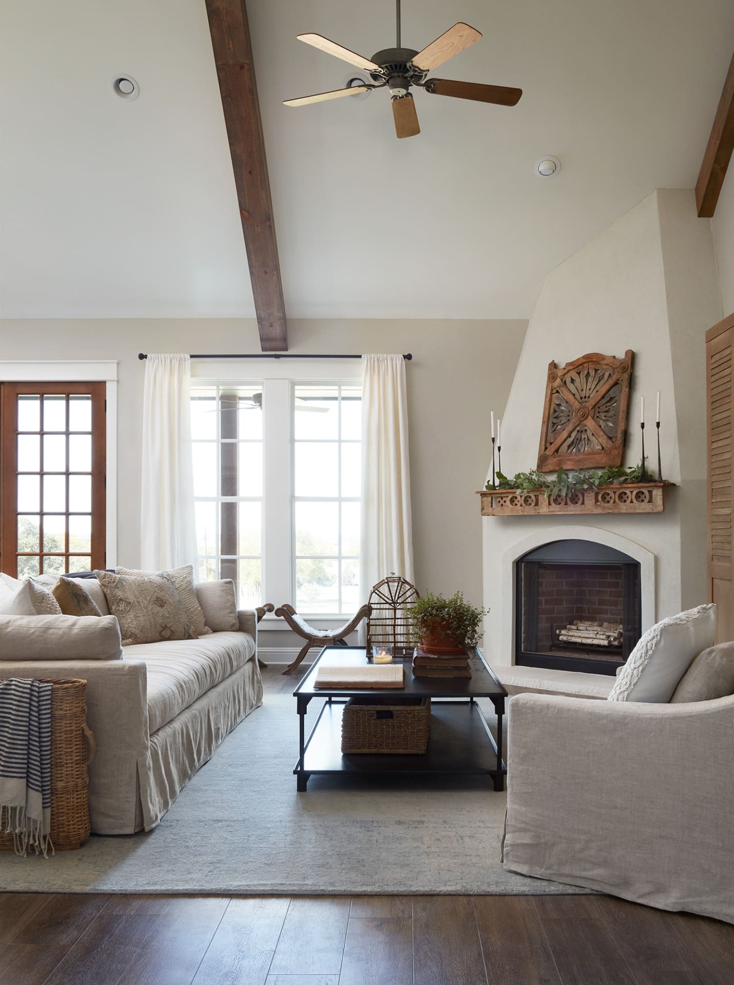 Room painted in Gatherings gray