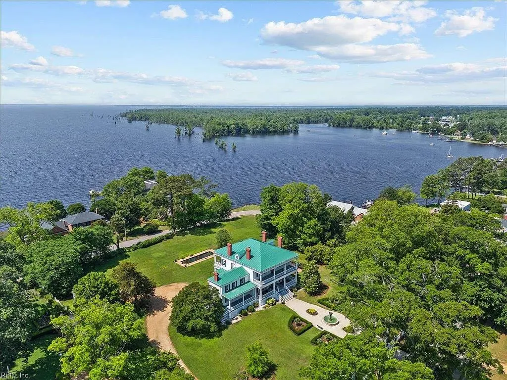 Edenton waterfront home