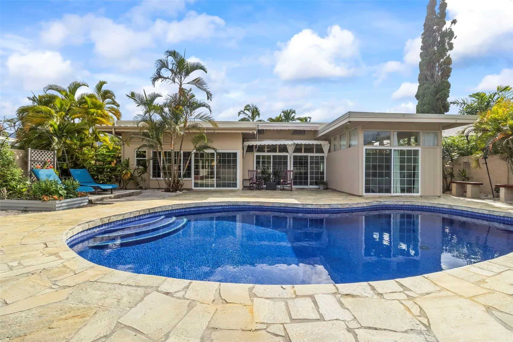 415 Iana Street: Golf Course Living Meets Modern Island Comfort in Kailua