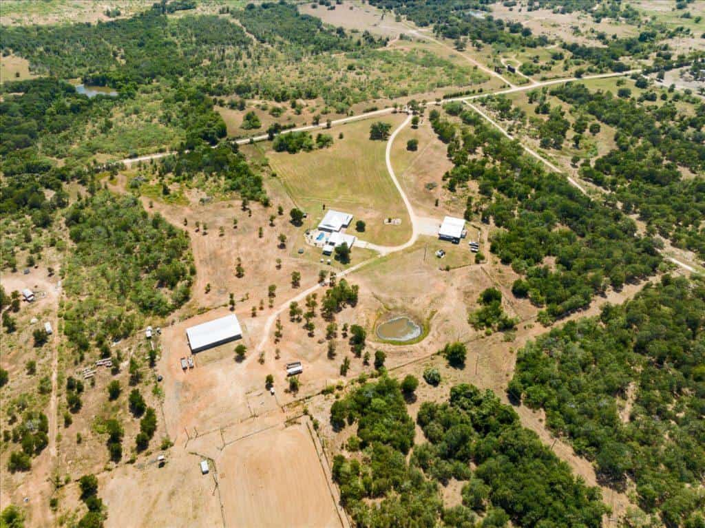 buy a ranch in Texas