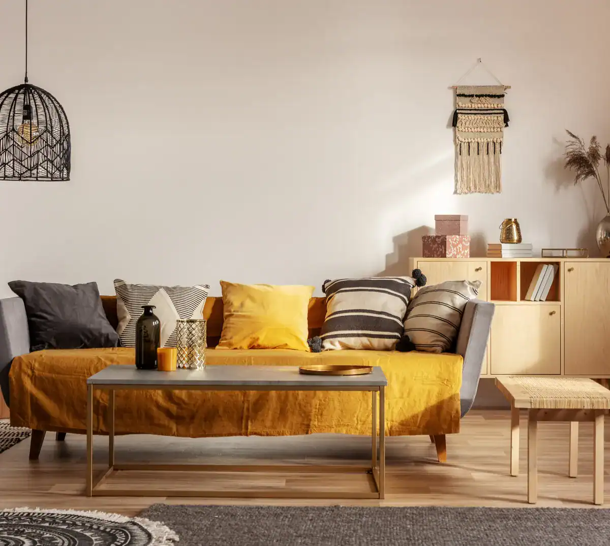 Living room with a long coffee table