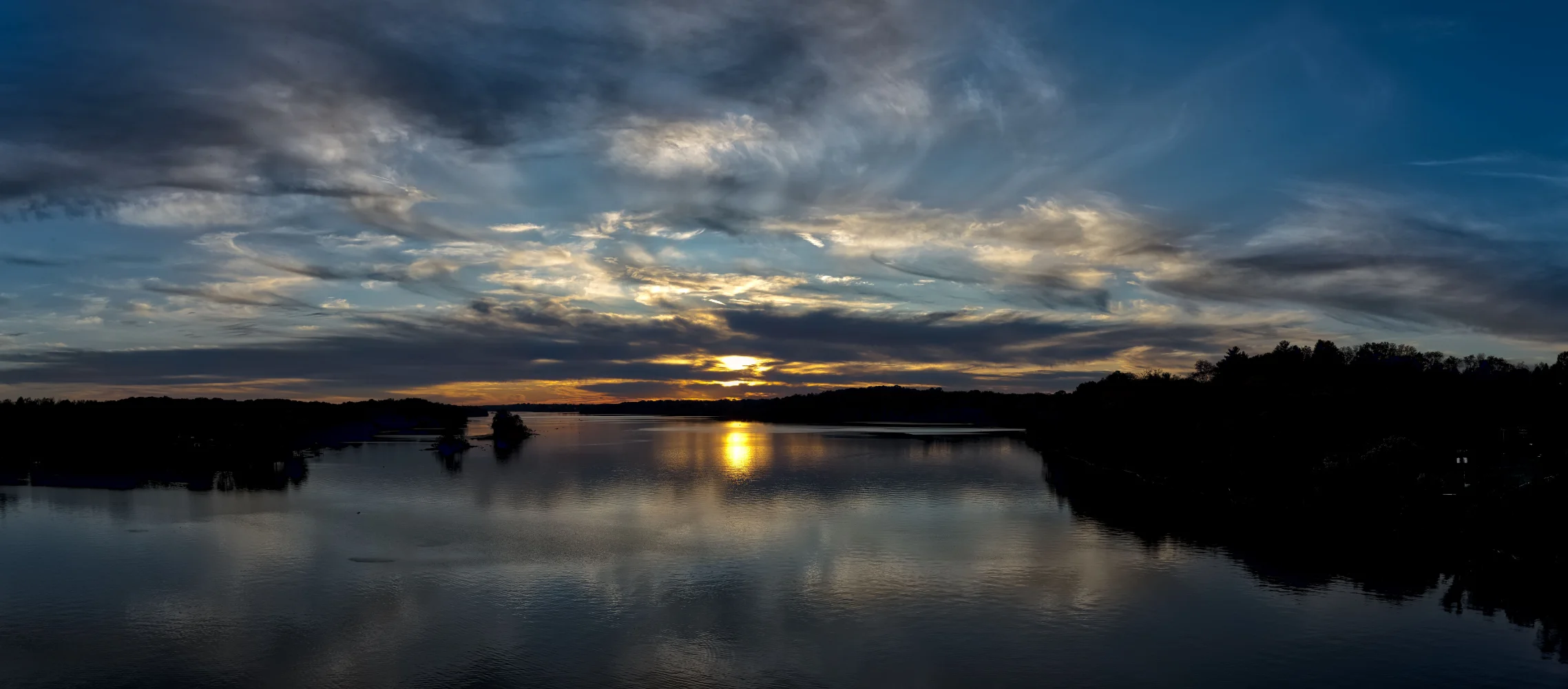 Old Hickory Lake in Hendersonville Tennessee
