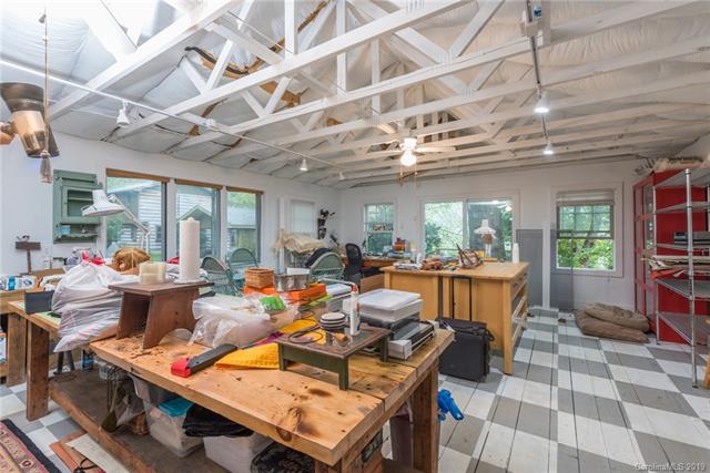2342 North Fork Right Fork Road Black Mountain - Detached Studio Interior