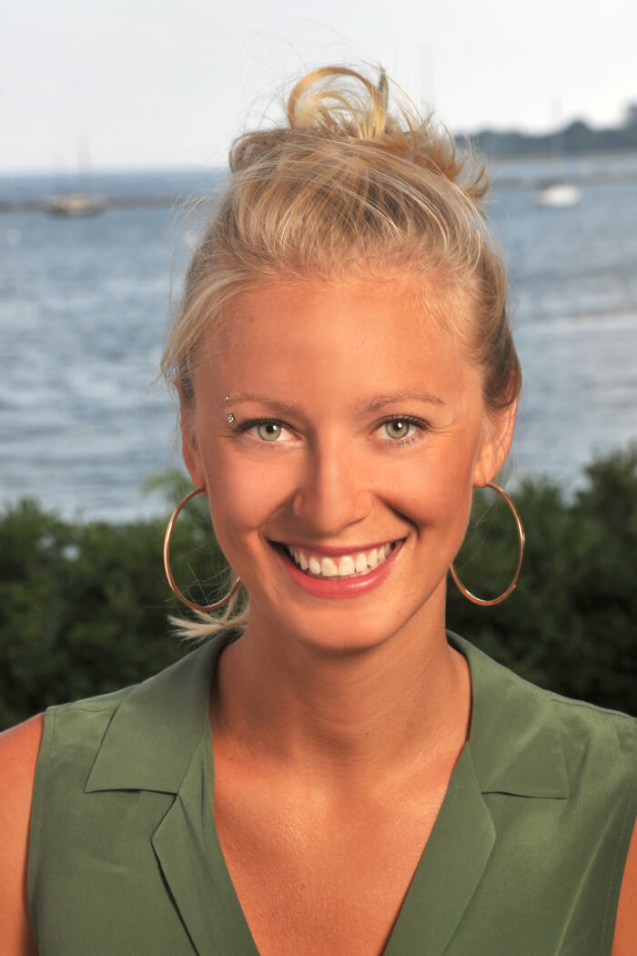 Portrait of real estate agent Jenna