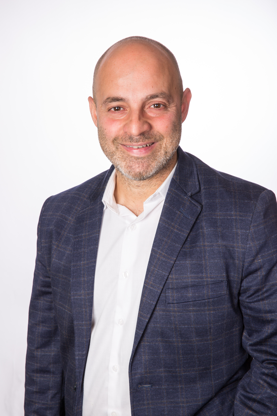 Albert Resendes headshot