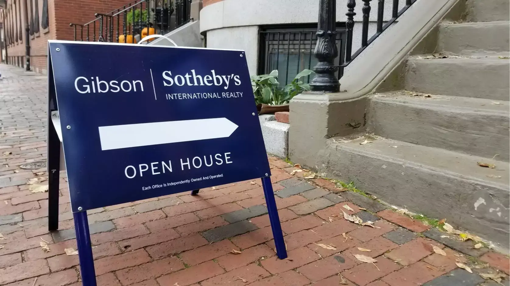 Open Houses ad board
