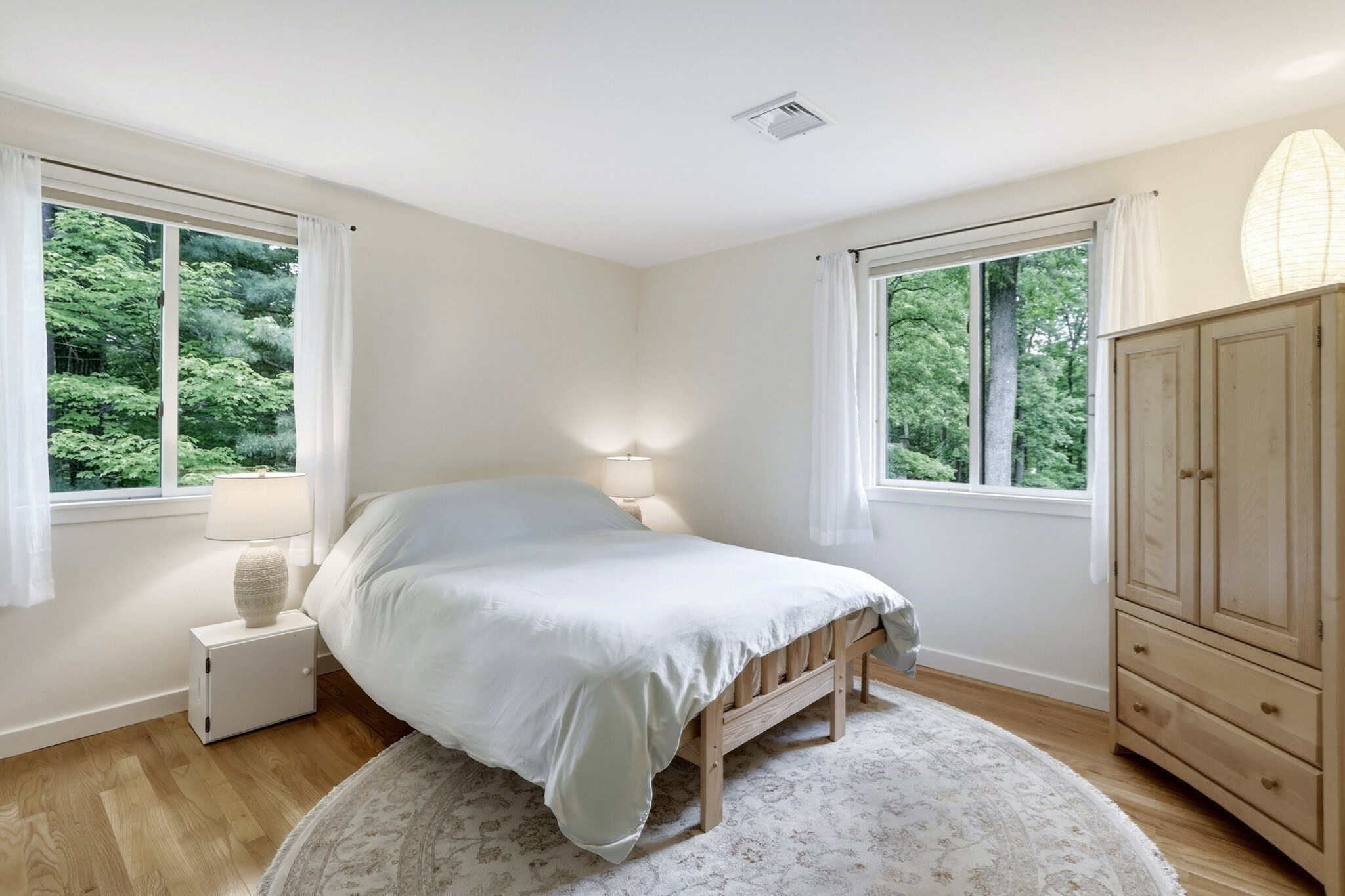 43 Aubinwood Rd, Amherst MA, 01002