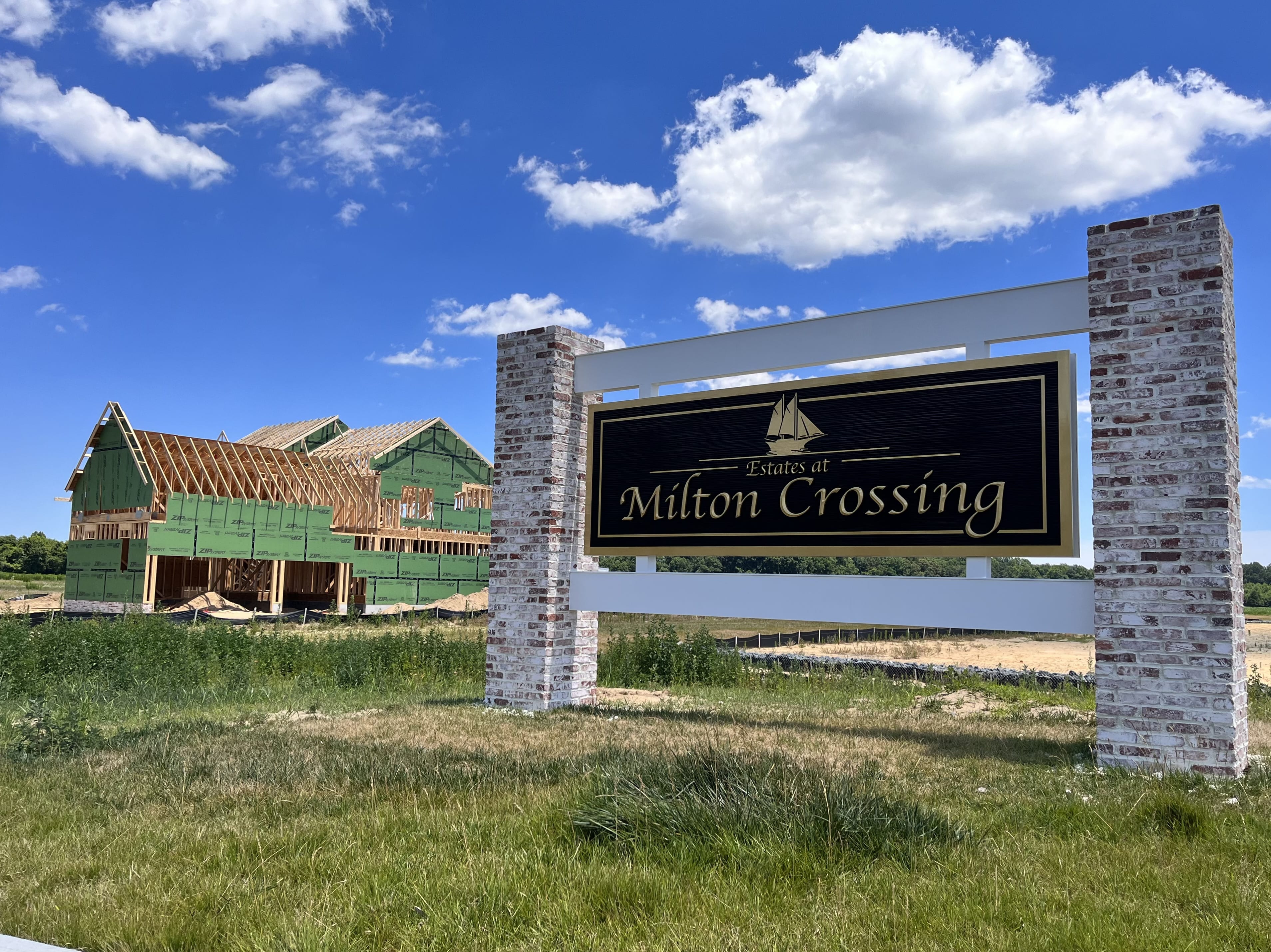 Estates at Milton Crossing