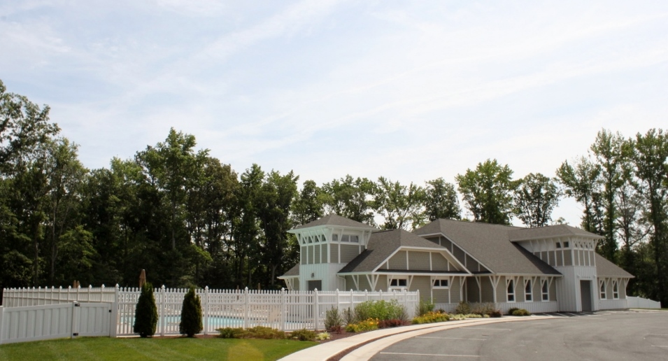 Villages at Red Mill Pond clubhouse and pool