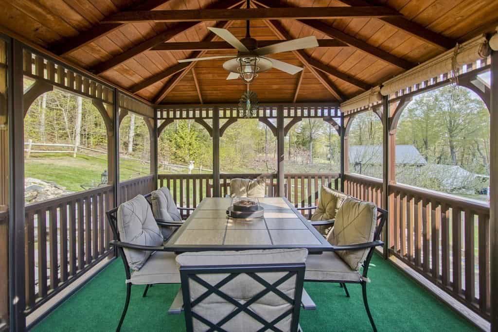 covered gazebo