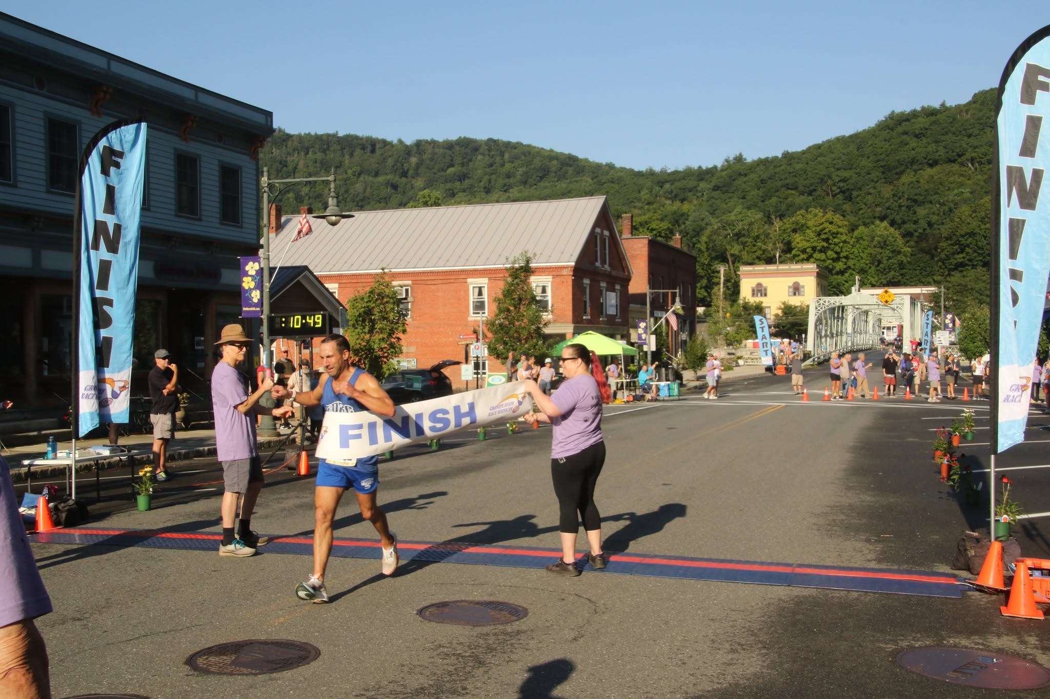 bridge of flowers finish line