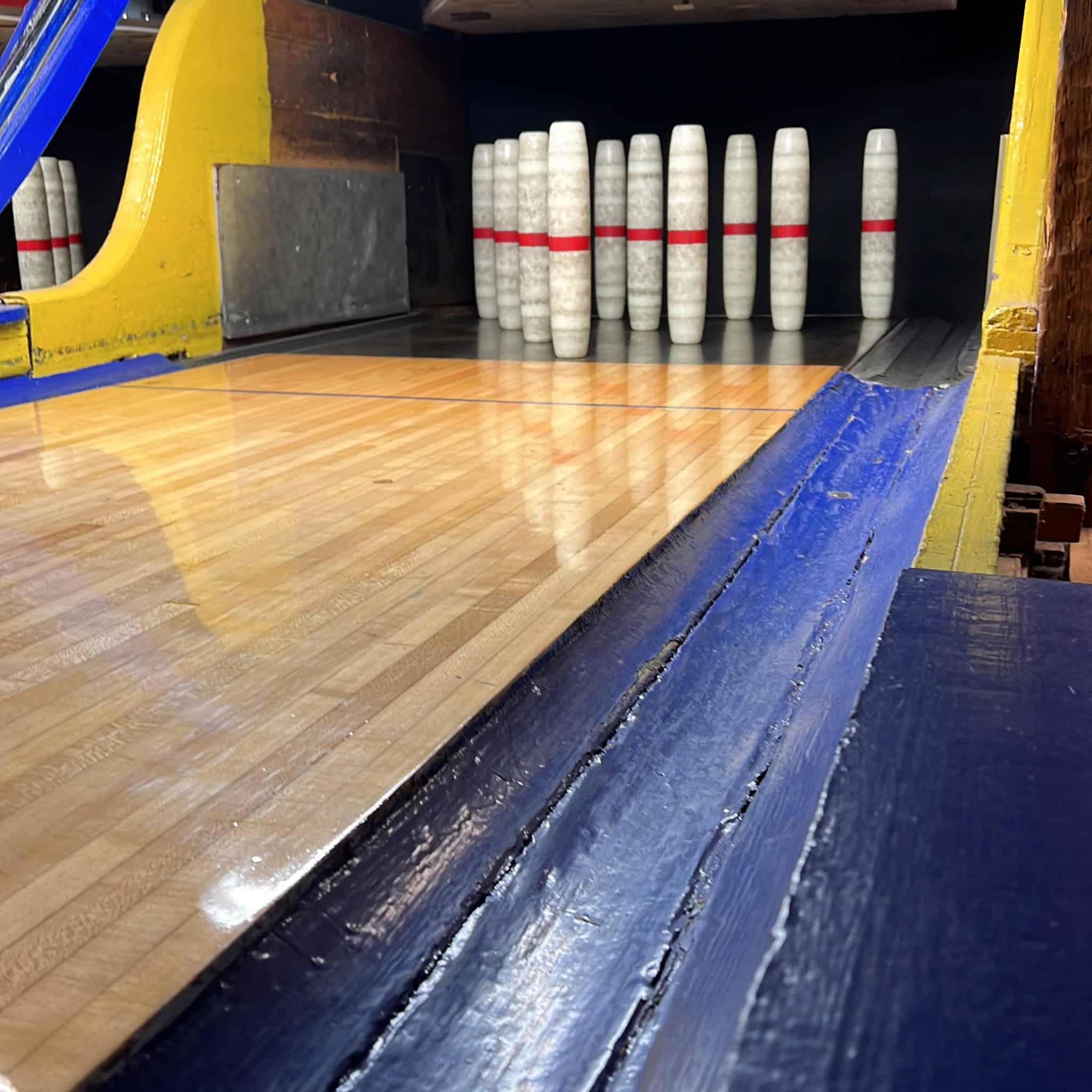 Shelburne Falls Bowling
