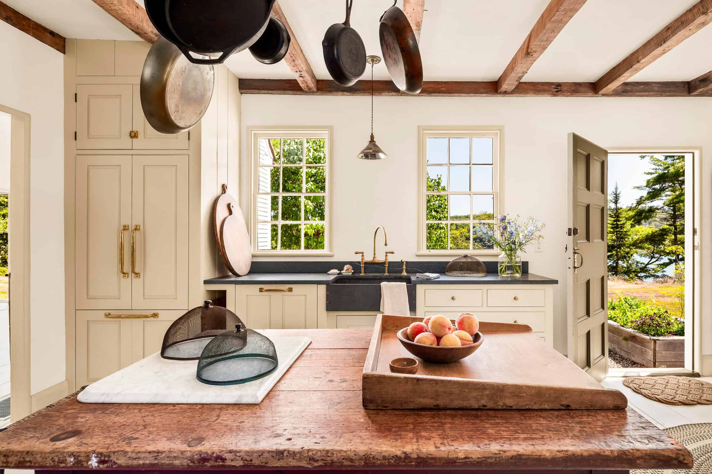 44 Eloise Dr. Westport Island, ME kitchen Maine Kitchens 