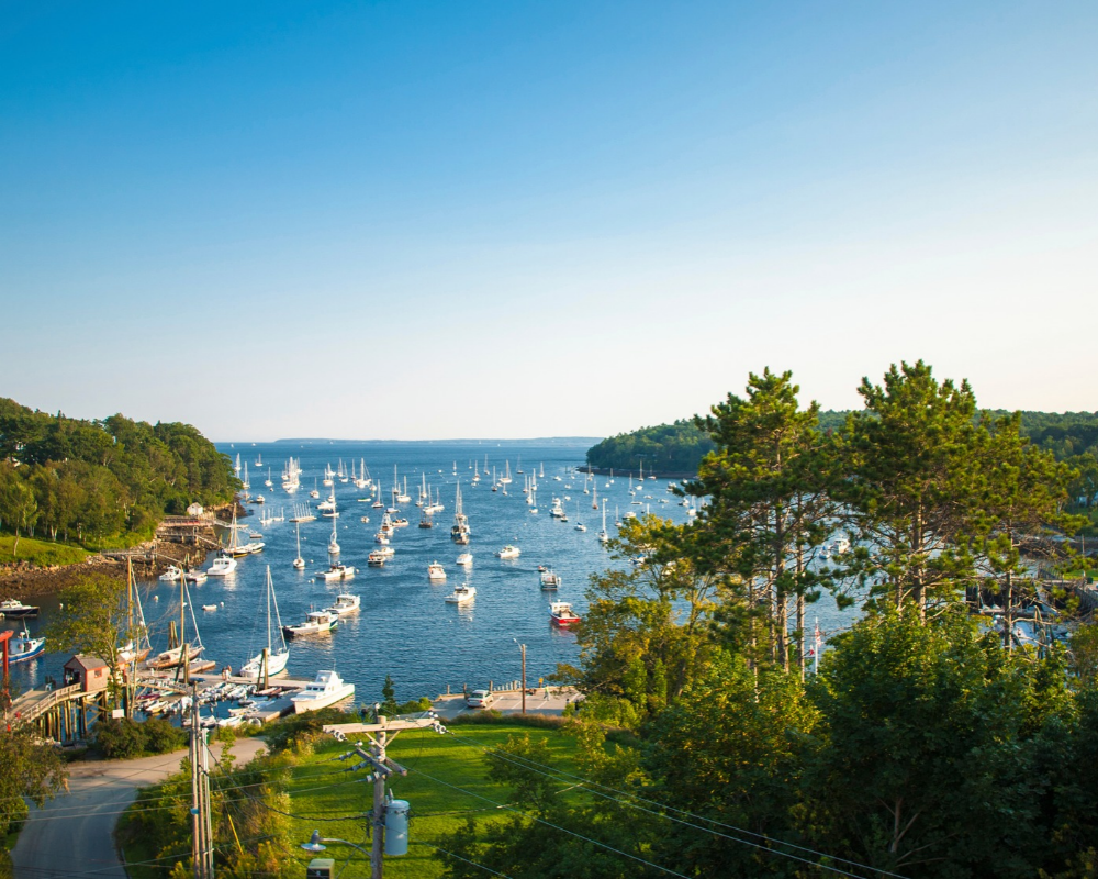 Camden Maine, Camden Harbor, Dwelling in Maine