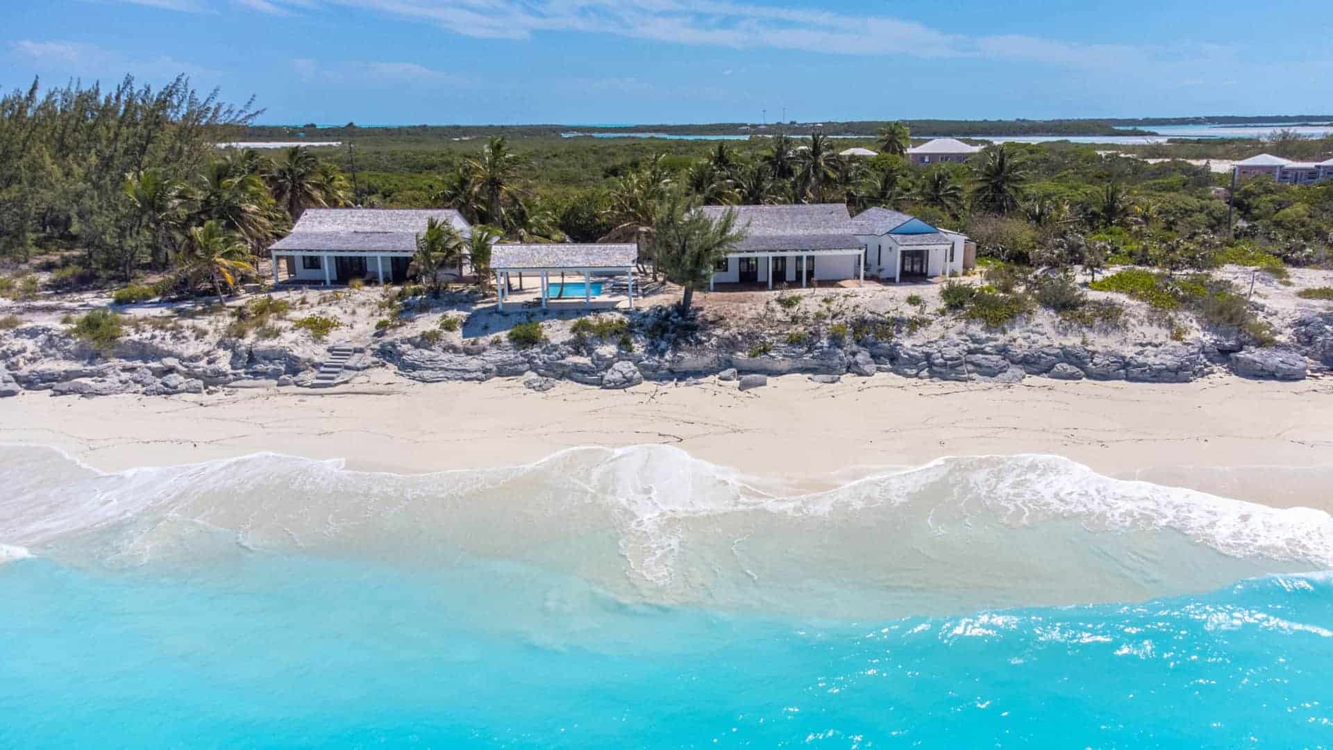 beach front homes beachfront bahamas real estate realty one group bahamas bahamas guide traveling vacation nassau cruise port