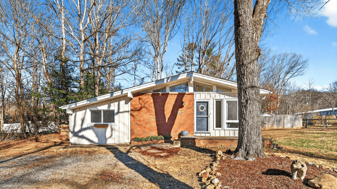 107 High Street - Black Mountain Home for Sale