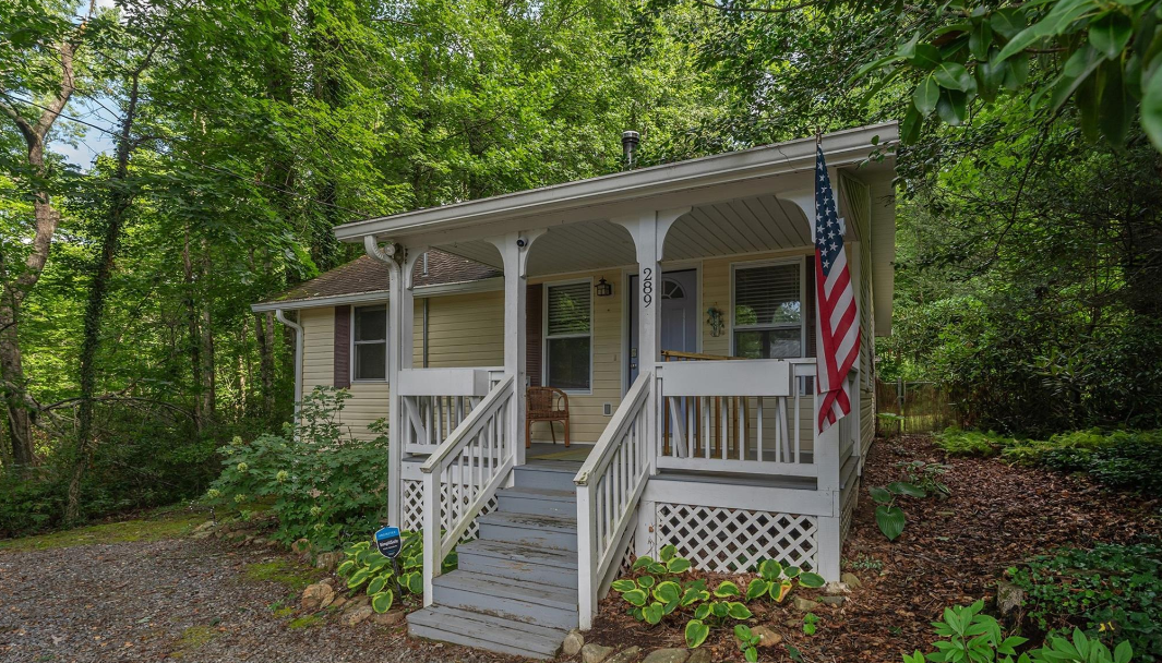 Small Ridgecrest NC Home for Sale