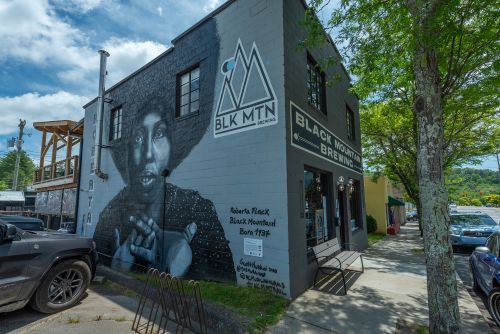 Black Mountain Brewing