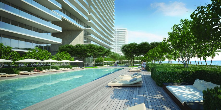 Oceana Bal Harbour's Pool