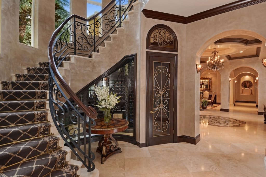 15_2980PaddockRd_68_Staircase_HiRes