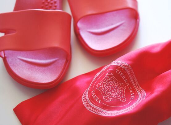 Faenas Tierra Santa Spa Slippers Faenas Tierra Santa Spa Slippers