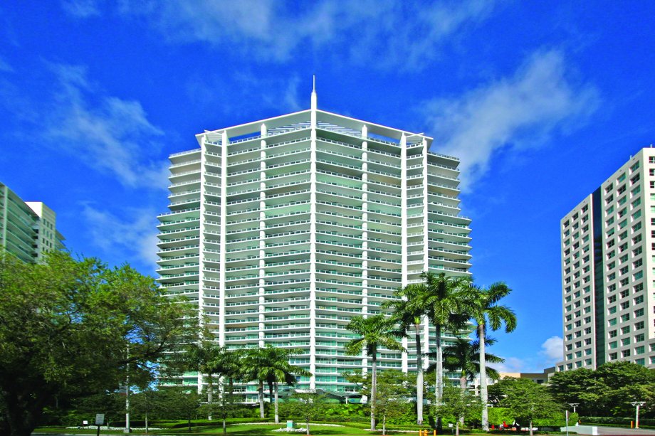 Grovenor House Condo