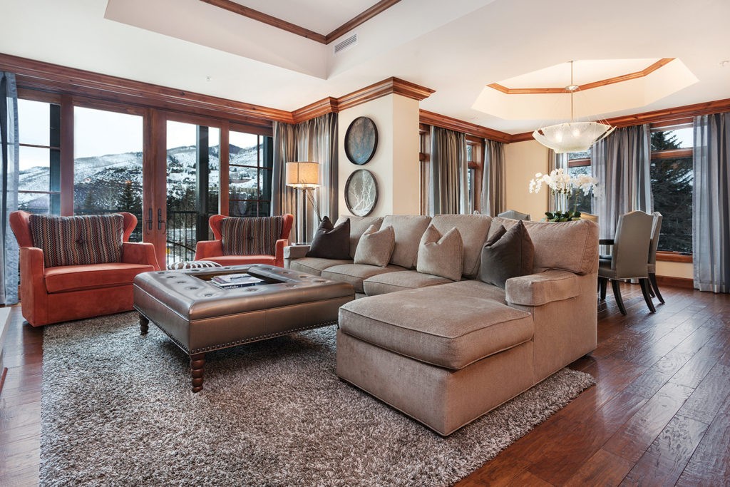 Vail Ritz #208_006_Living Room_md