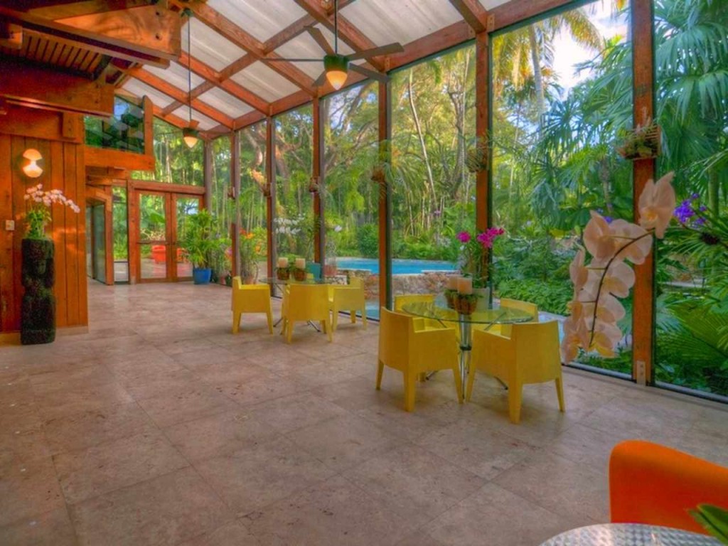 4060 Kiaora Street Backyard