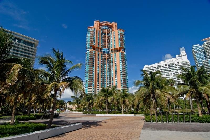 Portofino Tower