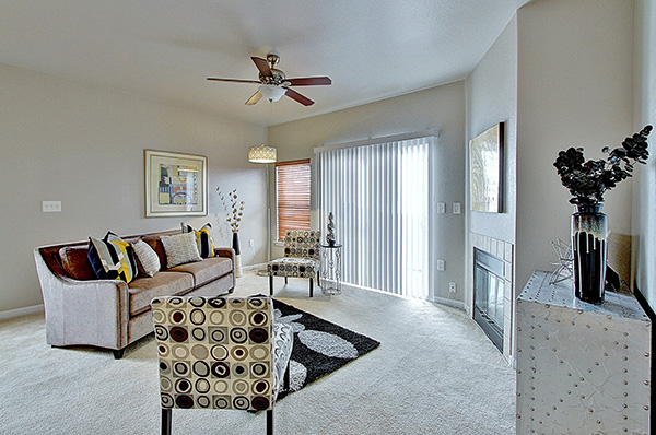 10088 55th dr living room