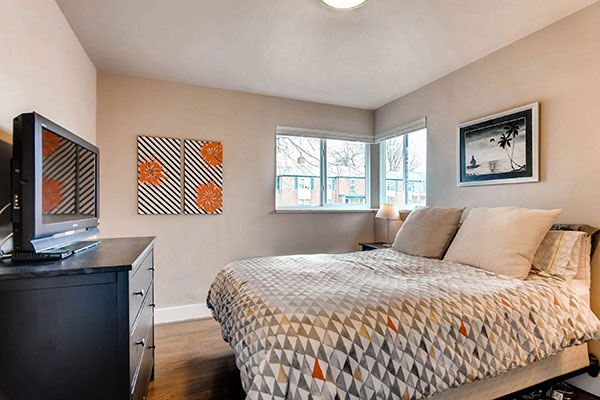 1155 kearney st bedroom