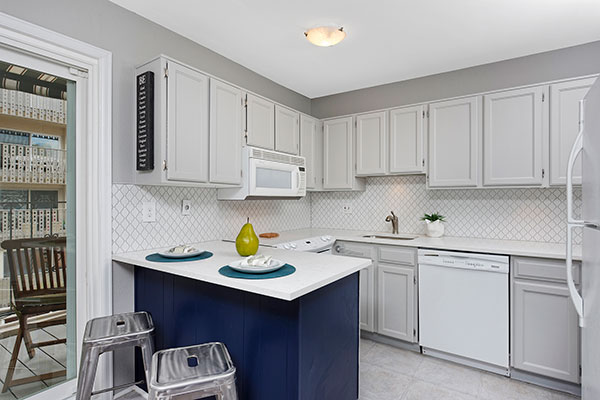 1245 race st kitchen