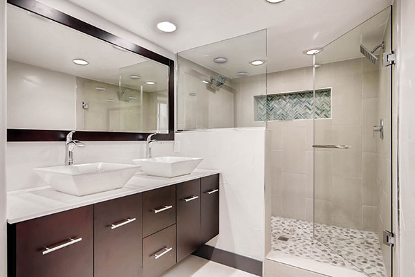 1565 newton bathroom