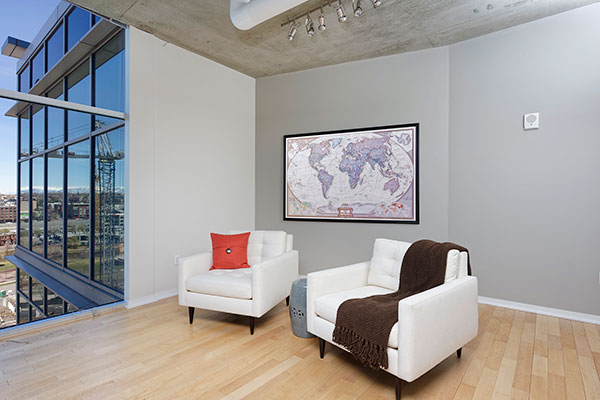 1700 bassett st #1115 sitting area