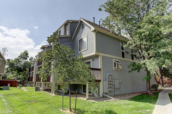 indian creek denver townhome for sale