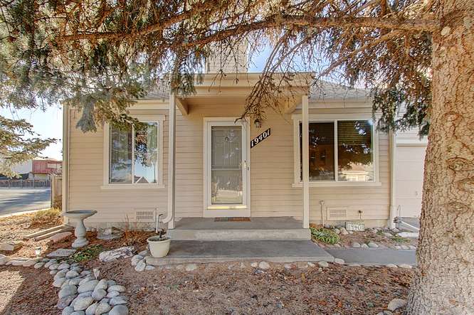 aurora co home for sale