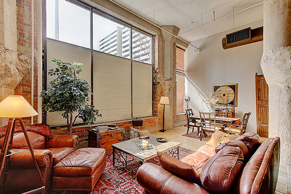 2000 Arapahoe St. 103 Main Room 2
